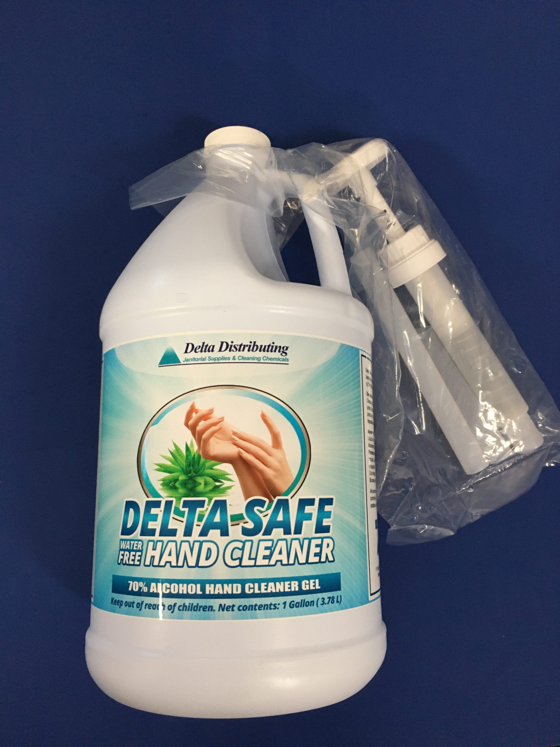 Delta Safe waterless Hand Cleaner With Pump Dispenser – Delta Distributing